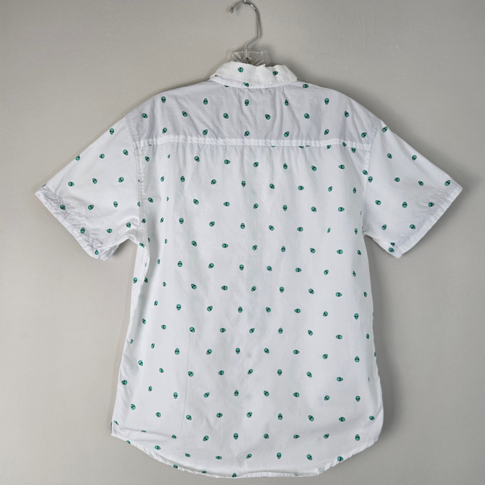 Alien Print Short Sleeve Button Down Shirt White Green Space Theme Top - Picture 3 of 8